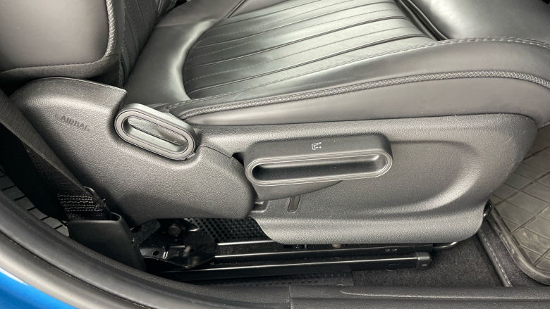 MINI Hatchback 1.5 Cooper Exclusive Premium 5dr Auto Petrol Hatchback